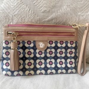 Spartina 449 Calhoun Tassel Wristlet